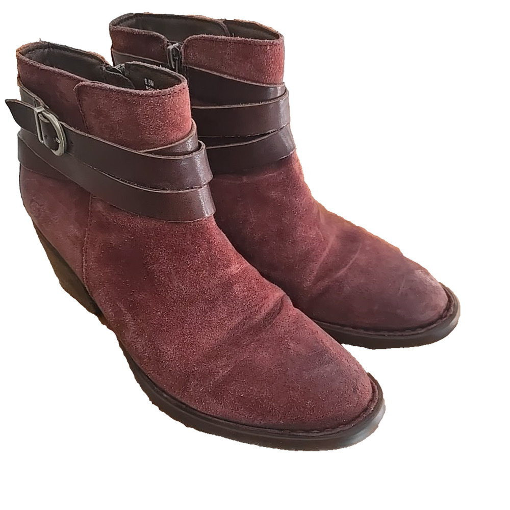 Born Payton‎ BR0026444 Red Suede Side Zip Buckle Ankle Booties Womans Size 8.5M